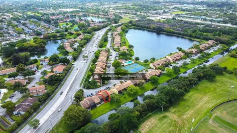 4159 SW 87th Terrace Davie FL 33328