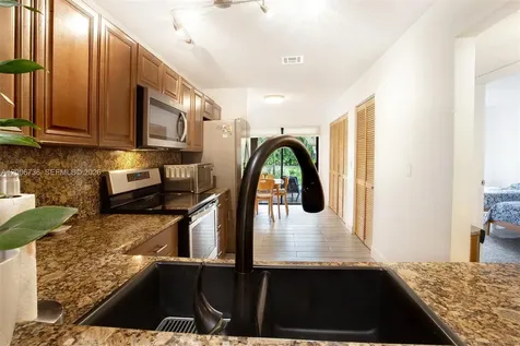 4159 SW 87th Terrace Davie FL 33328