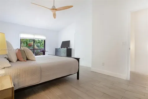 4159 SW 87th Terrace Davie FL 33328