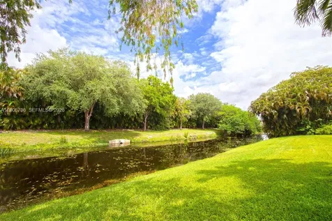 4159 SW 87th Terrace Davie FL 33328