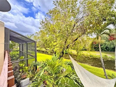 4159 SW 87th Terrace Davie FL 33328