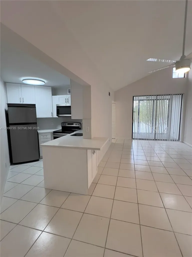 216 Lake Pointe Drive Oakland Park FL 33309