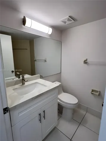 216 Lake Pointe Drive Oakland Park FL 33309