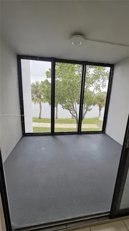 216 Lake Pointe Drive Oakland Park FL 33309