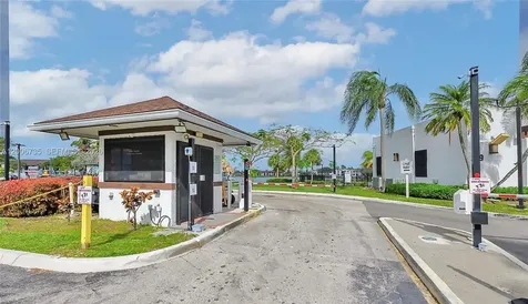 216 Lake Pointe Drive Oakland Park FL 33309