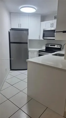 216 Lake Pointe Drive Oakland Park FL 33309