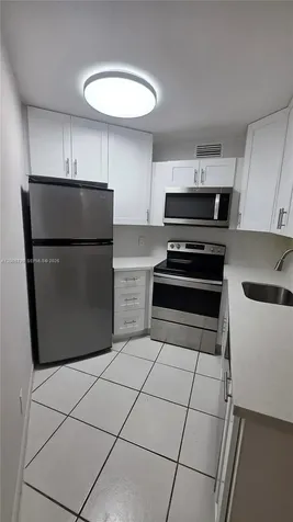 216 Lake Pointe Drive Oakland Park FL 33309
