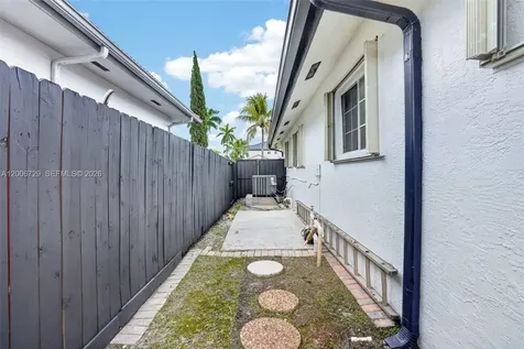 14251 SW 34th Street Miami FL 33175