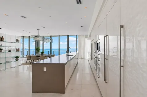 17475 Collins Avenue Sunny Isles Beach FL 33160