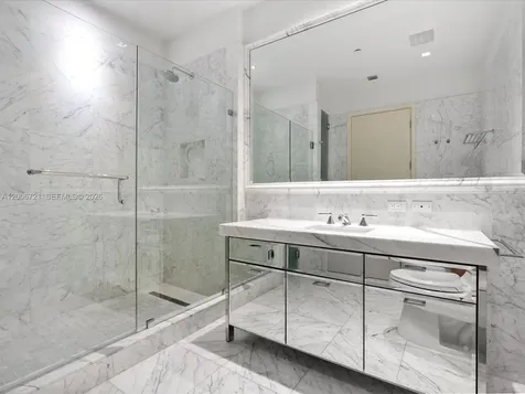 17475 Collins Avenue Sunny Isles Beach FL 33160