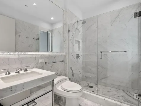 17475 Collins Avenue Sunny Isles Beach FL 33160