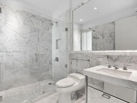 17475 Collins Avenue Sunny Isles Beach FL 33160