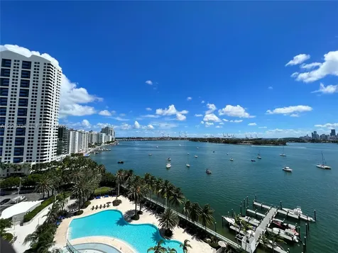 1500 Bay Road Miami Beach FL 33139