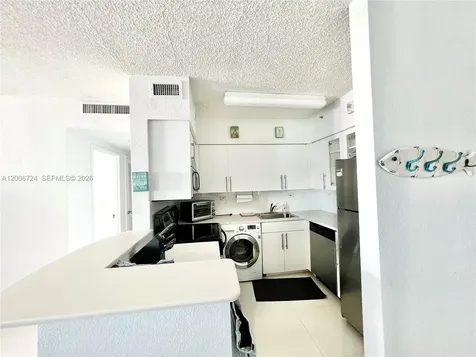 1500 Bay Road Miami Beach FL 33139