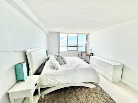 1500 Bay Road Miami Beach FL 33139