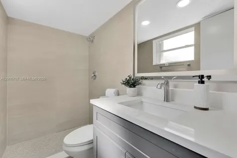 3841 NW 7th Place Lauderhill FL 33311