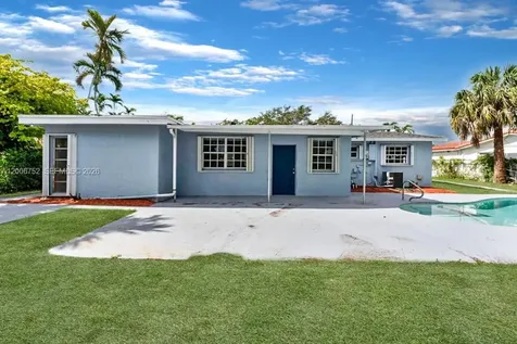 3841 NW 7th Place Lauderhill FL 33311