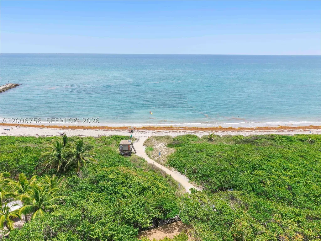 950 De Soto Road Boca Raton FL 33432