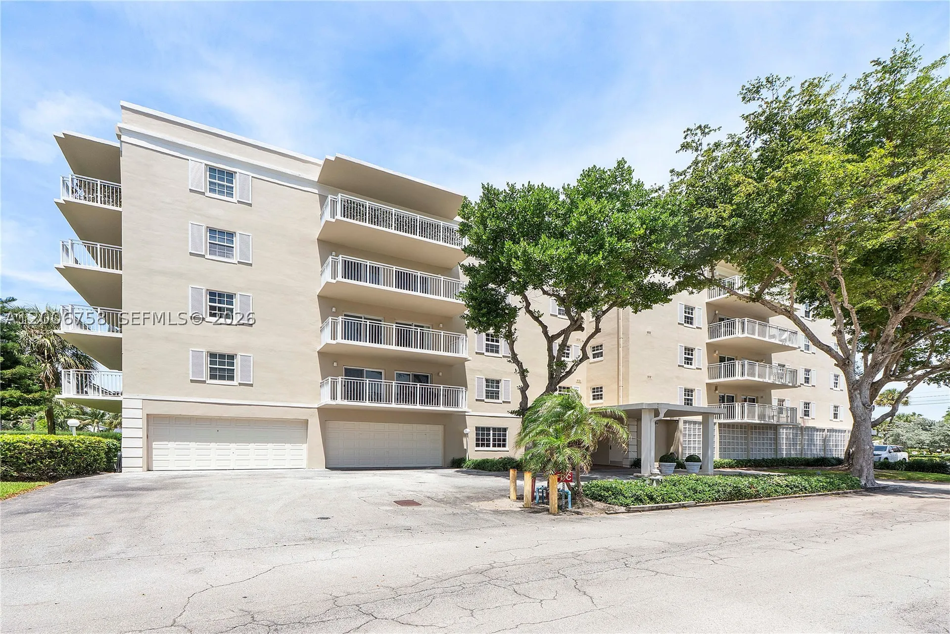 950 De Soto Road Boca Raton FL 33432