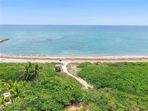 950 De Soto Road Boca Raton FL 33432