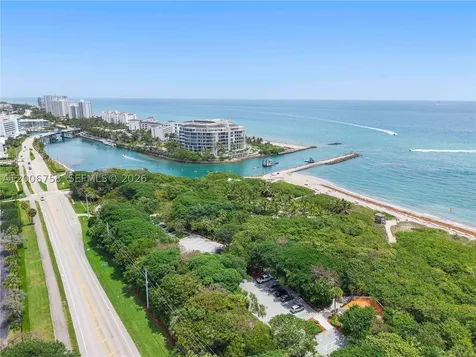 950 De Soto Road Boca Raton FL 33432