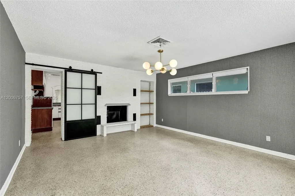 1421 S Palmway Lake Worth FL 33460