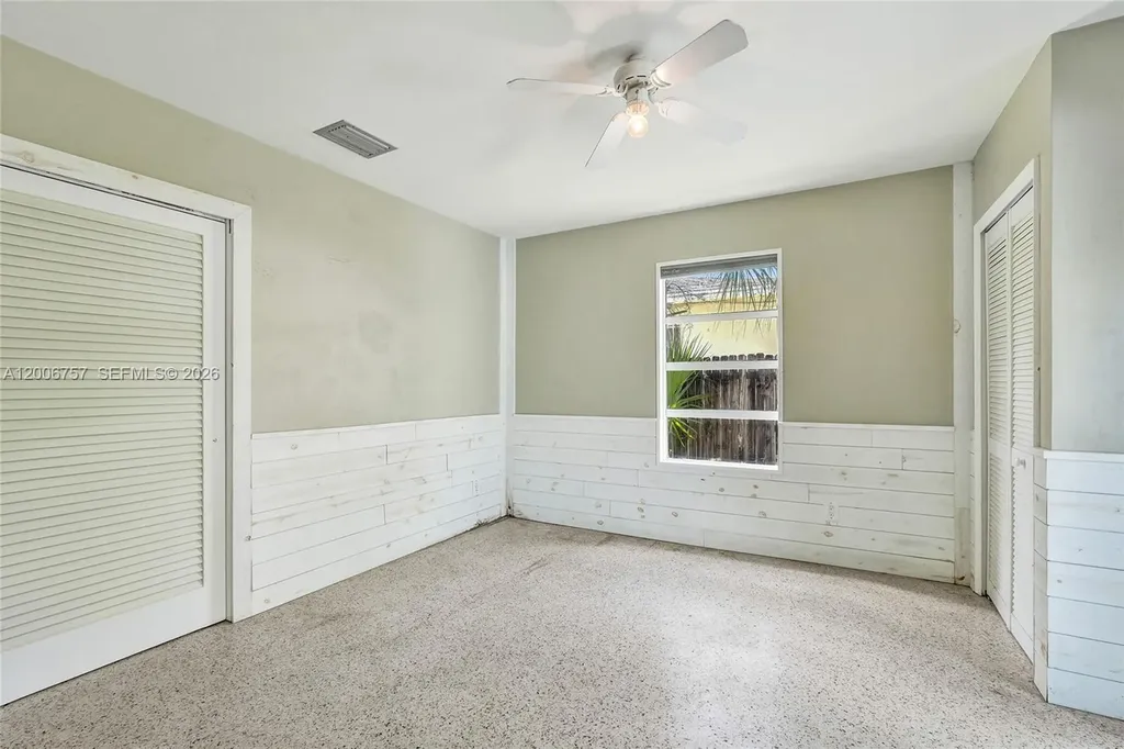 1421 S Palmway Lake Worth FL 33460