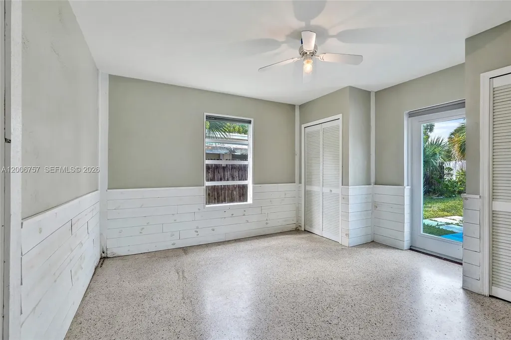 1421 S Palmway Lake Worth FL 33460