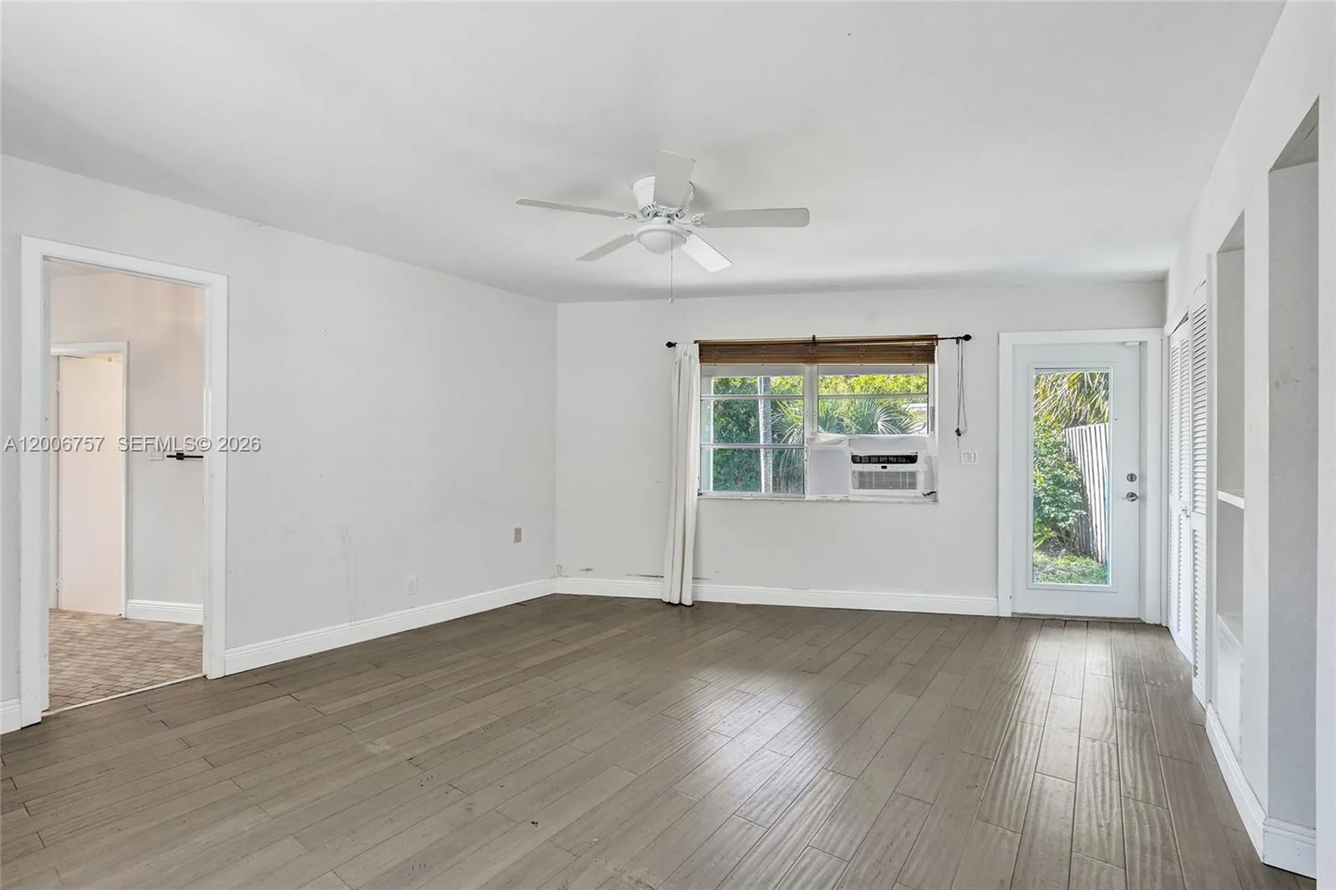 1421 S Palmway Lake Worth FL 33460