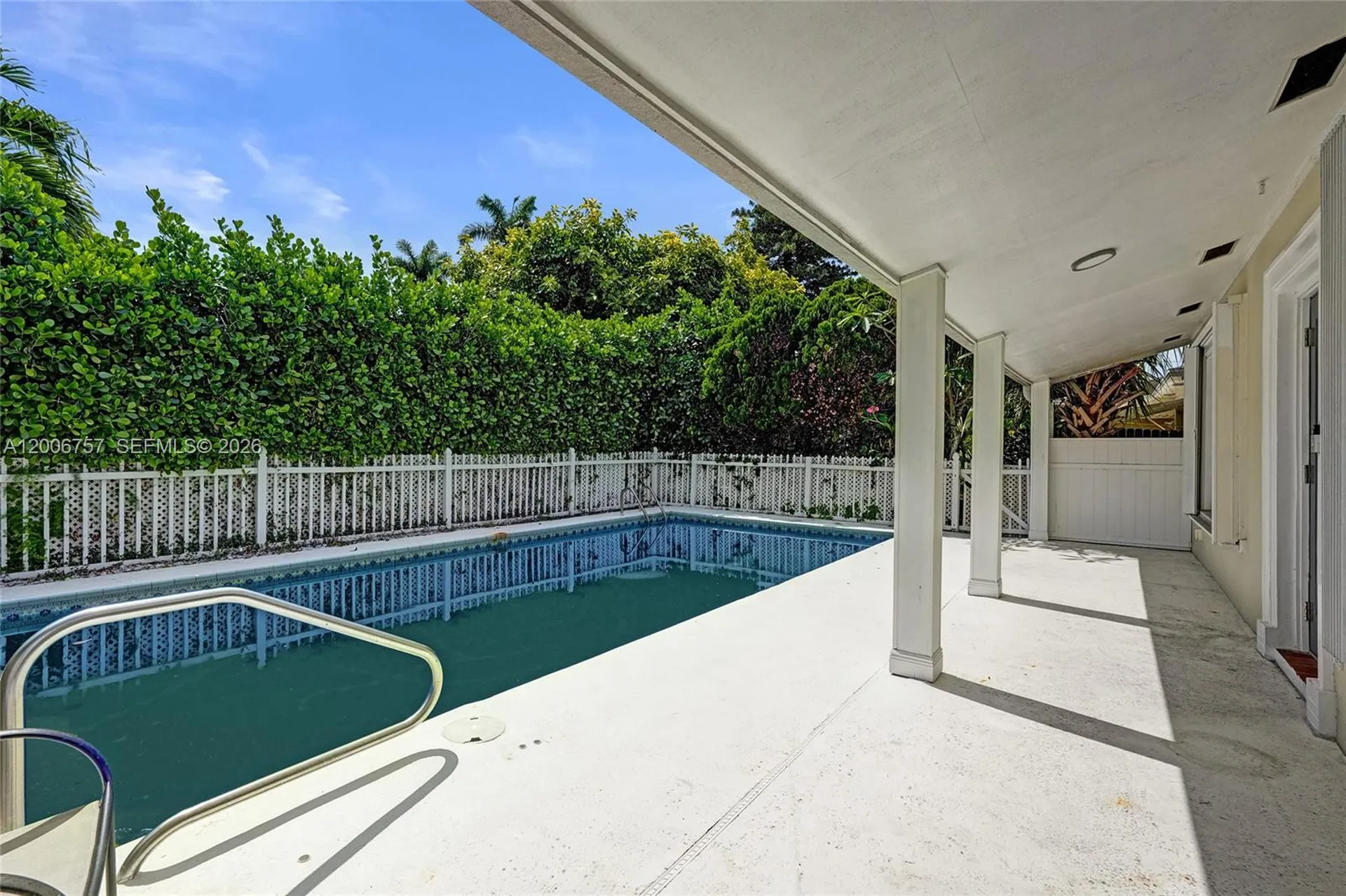 1421 S Palmway Lake Worth FL 33460