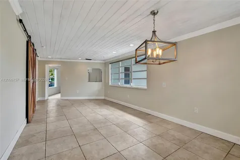 1421 S Palmway Lake Worth FL 33460