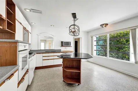 1421 S Palmway Lake Worth FL 33460