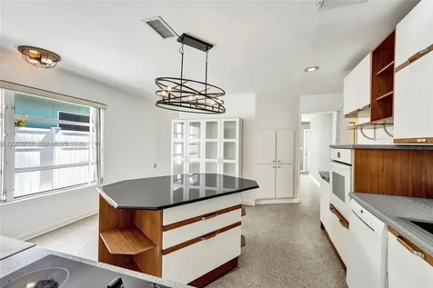 1421 S Palmway Lake Worth FL 33460