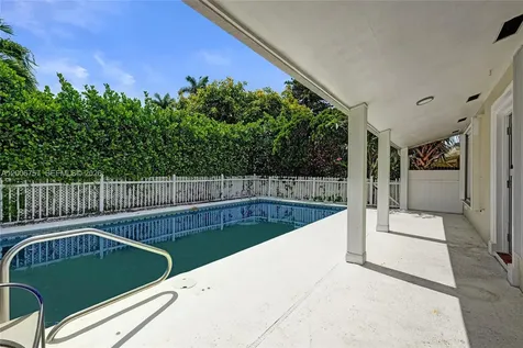 1421 S Palmway Lake Worth FL 33460