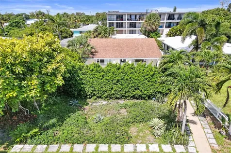 1421 S Palmway Lake Worth FL 33460