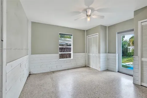 1421 S Palmway Lake Worth FL 33460