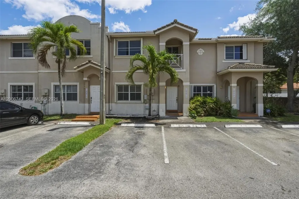 16613 NW 71st Avenue Miami Lakes FL 33014