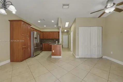 16613 NW 71st Avenue Miami Lakes FL 33014