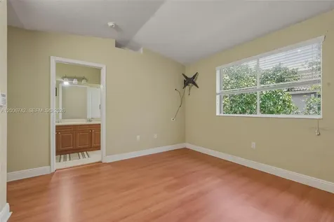 16613 NW 71st Avenue Miami Lakes FL 33014