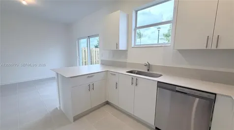 2537 SE 27th Court Homestead FL 33035