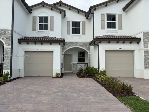 2537 SE 27th Court Homestead FL 33035