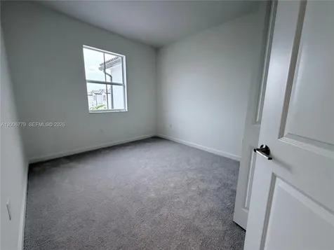 2537 SE 27th Court Homestead FL 33035
