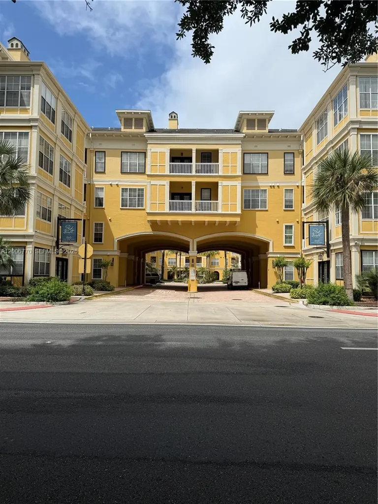 860 N Orange Avenue Orlando FL 33180