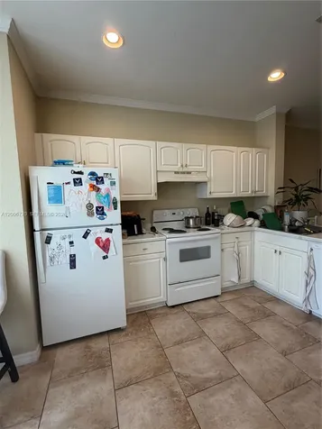 860 N Orange Avenue Orlando FL 33180
