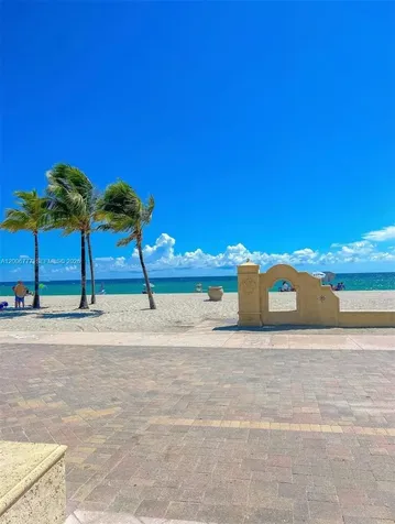 326 Wilson Street Hollywood FL 33019