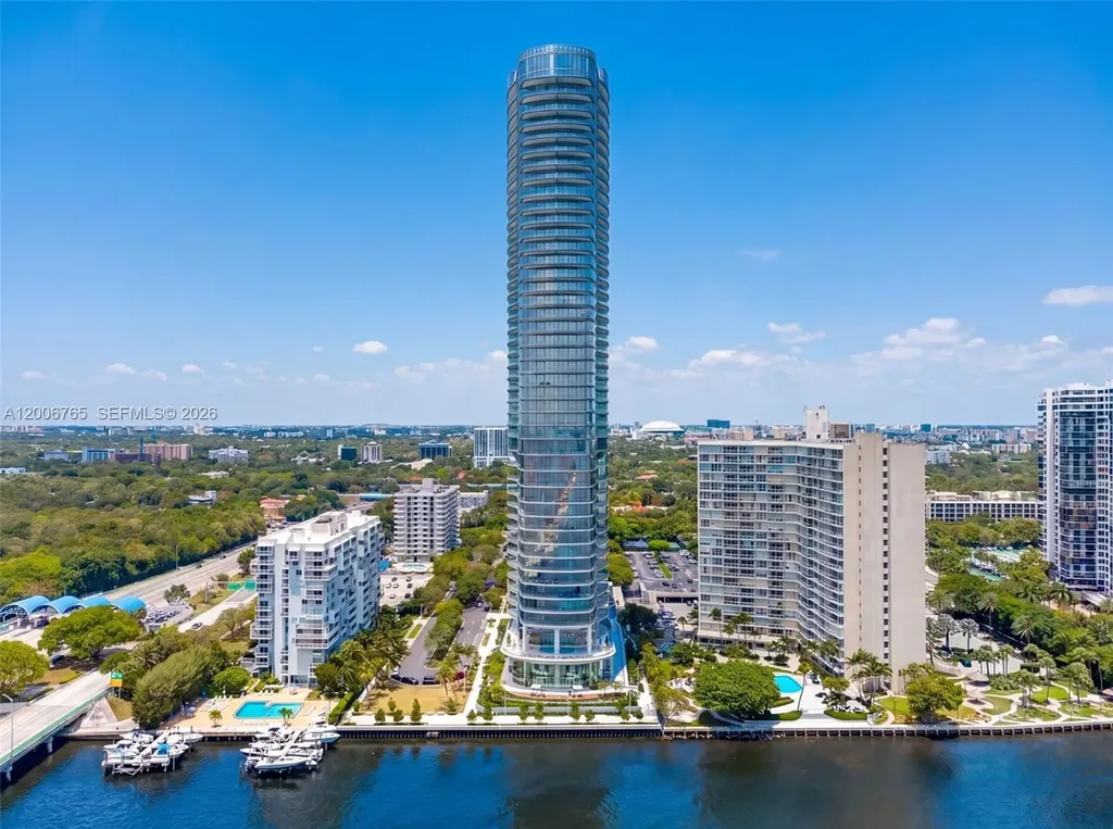 175 SE 25th Road Miami FL 33129