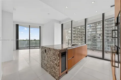 175 SE 25th Road Miami FL 33129