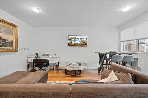 7930 Tatum Waterway Drive Miami Beach FL 33141