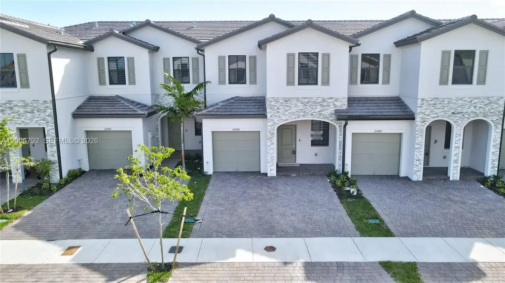 23517 SW 129th Avenue Homestead FL 33032