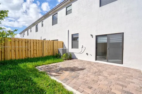 23517 SW 129th Avenue Homestead FL 33032